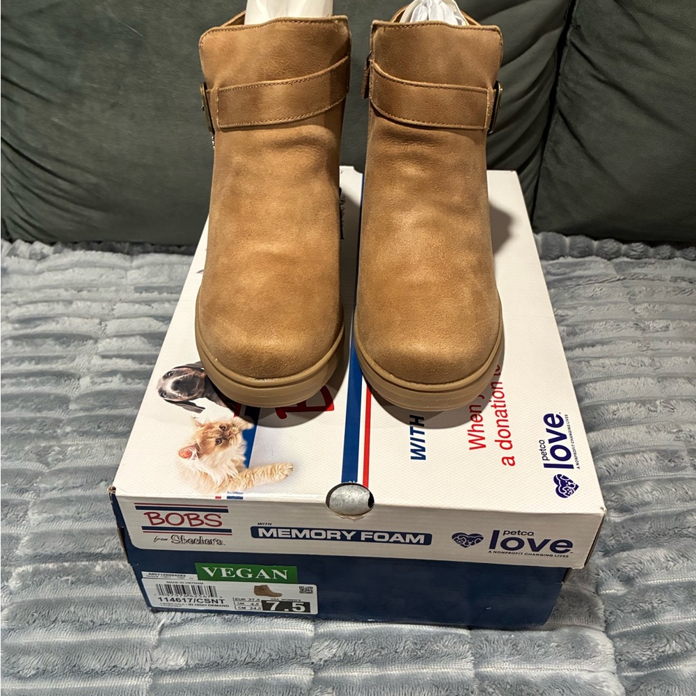 Skechers Women's Brown Ankle Booties